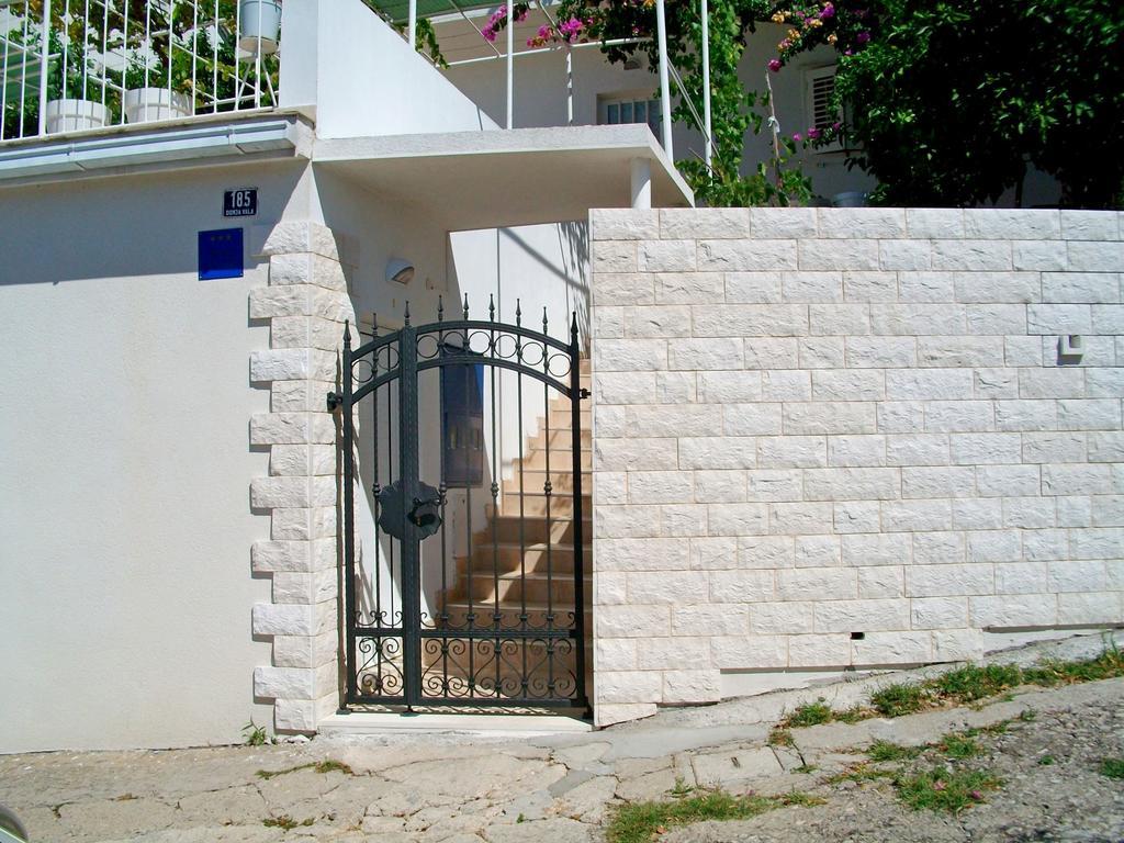 Apartment Ksenija Drvenik  Ngoại thất bức ảnh