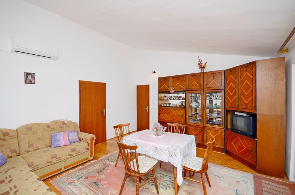 Apartment Ksenija Drvenik  Ngoại thất bức ảnh