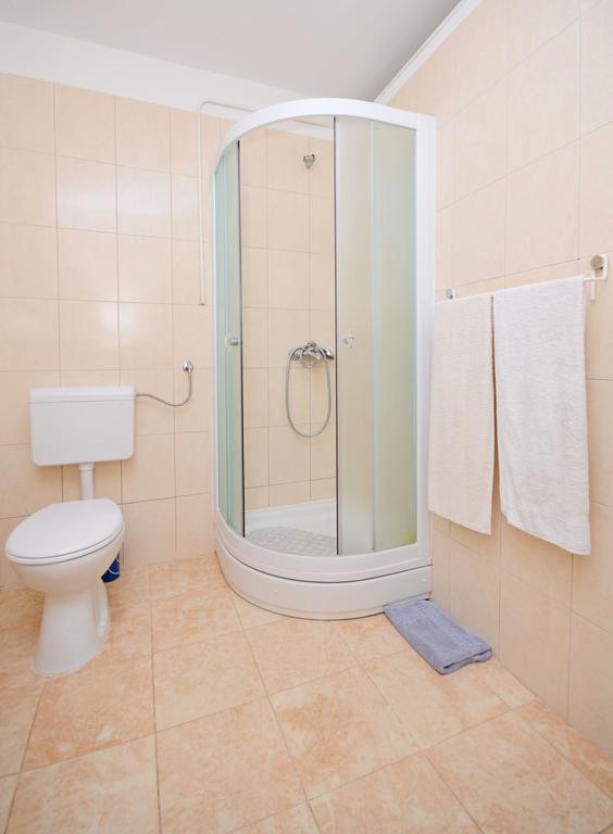 Apartment Ksenija Drvenik  Ngoại thất bức ảnh