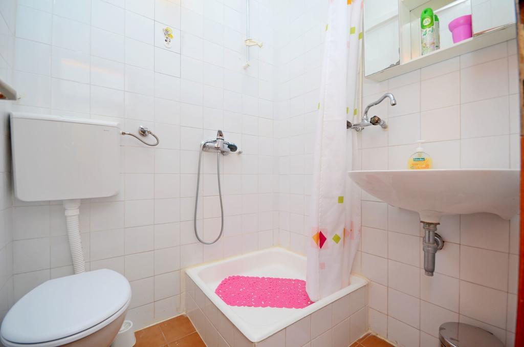 Apartment Ksenija Drvenik  Ngoại thất bức ảnh